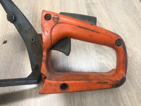 HUSQVARNA 236 RĄCZKA GAZU RĘKOJEŚĆ KABŁĄK UCHYWT HUSQVARNA 236 RĄCZKA GAZU RĘKOJEŚĆ KABŁĄK UCHYWT