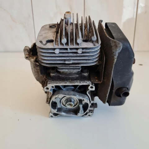 MITSUBISHI TU43 SILNIK CYLINDER TŁOK WAŁ KARTER SPRZĘGŁO KPL MITSUBISHI TU43 SILNIK CYLINDER TŁOK WAŁ KARTER SPRZĘGŁO KPL