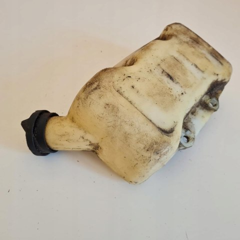 MITSUBISHI TU43 ZBIORNIK PALIWA BAK MITSUBISHI TU43 ZBIORNIK PALIWA BAK