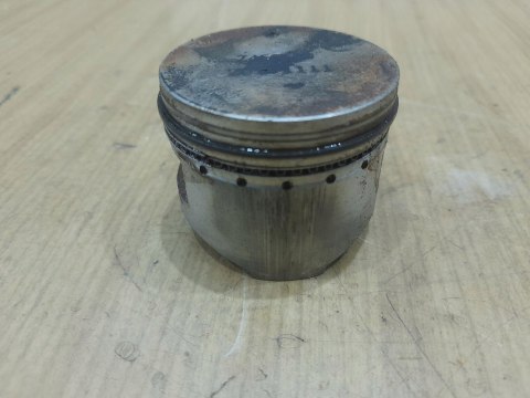 MOTOPOMPA BENZA BRP 100 KARTER CYLINDER TŁOK KPL MOTOPOMPA BENZA BRP 100 KARTER CYLINDER TŁOK KPL