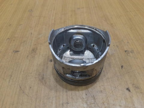 MOTOPOMPA BENZA BRP 100 KARTER CYLINDER TŁOK KPL MOTOPOMPA BENZA BRP 100 KARTER CYLINDER TŁOK KPL