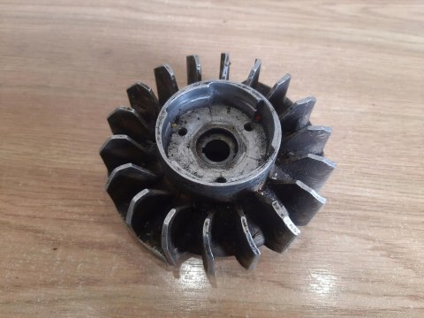 SOLO 667 MAGNETO KOŁO MAGNESOWE SOLO 667 MAGNETO KOŁO MAGNESOWE