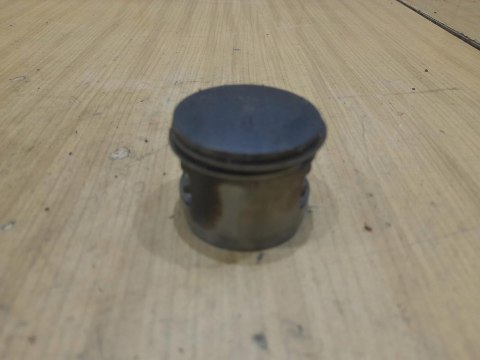 BASIC MKS 4640 CYLINDER TŁOK ORYGINAŁ KOMPLET BASIC MKS 4640 CYLINDER TŁOK ORYGINAŁ KOMPLET