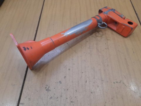 HUSQVARNA 140 R UCHWYT MOCOWANIE OBEJMA HUSQVARNA 140 R UCHWYT MOCOWANIE OBEJMA