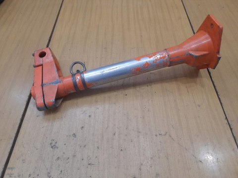 HUSQVARNA 140 R UCHWYT MOCOWANIE OBEJMA HUSQVARNA 140 R UCHWYT MOCOWANIE OBEJMA