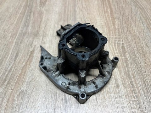 HUSQVARNA 18H KARTER OBUDOWA SILNIKA KORPUS HUSQVARNA 18H KARTER OBUDOWA SILNIKA KORPUS