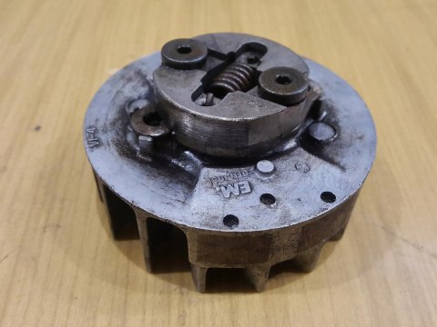 HUSQVARNA 223L MAGNETO KOŁO MAGNESOWE SPRZĘGŁO KPL HUSQVARNA 223L MAGNETO KOŁO MAGNESOWE SPRZĘGŁO KPL