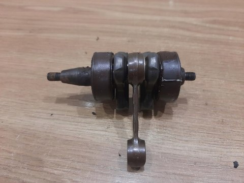 HUSQVARNA 223L WAŁ KORBOWY KORBOWÓD HUSQVARNA 223L WAŁ KORBOWY KORBOWÓD