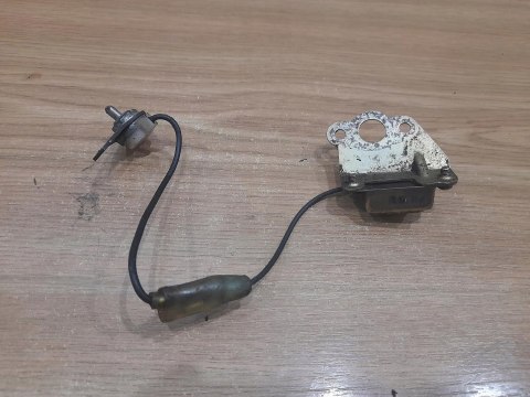 MITSUBISHI KAAZ TM 10 OPORNIK CEWKI ZAPŁONOWEJ MITSUBISHI KAAZ TM 10 OPORNIK CEWKI ZAPŁONOWEJ