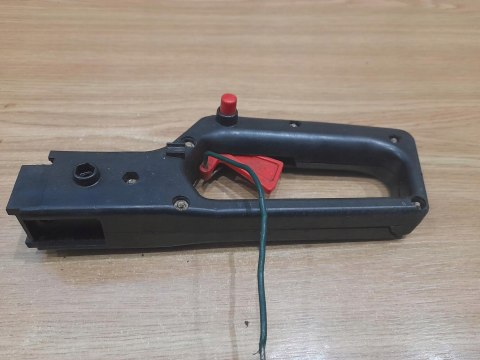 MITSUBISHI KAAZ TM 10 RĄCZKA GAZU RĘKOJEŚĆ UCHWYT MITSUBISHI KAAZ TM 10 RĄCZKA GAZU RĘKOJEŚĆ UCHWYT