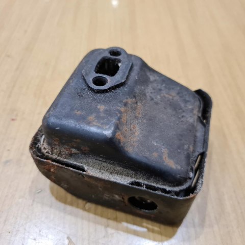 MITSUBISHI T50 TŁUMIK WYDECH MITSUBISHI T50 TŁUMIK WYDECH