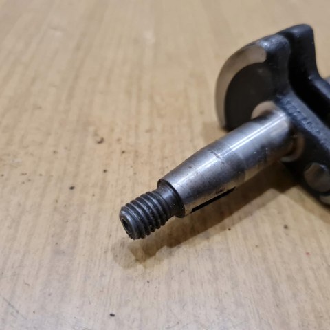 MITSUBISHI T50 WAŁ KORBOWY KORBOWÓD ORYGINAŁ MITSUBISHI T50 WAŁ KORBOWY KORBOWÓD ORYGINAŁ