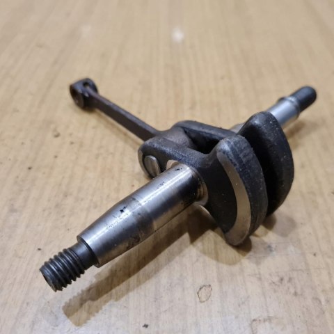 MITSUBISHI T50 WAŁ KORBOWY KORBOWÓD ORYGINAŁ MITSUBISHI T50 WAŁ KORBOWY KORBOWÓD ORYGINAŁ