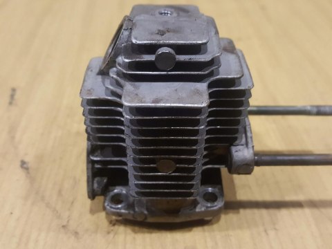 MITSUBISHI TL 201 CYLINDER TŁOK ORYGINAŁ KOMPLET MITSUBISHI TL 201 CYLINDER TŁOK ORYGINAŁ KOMPLET
