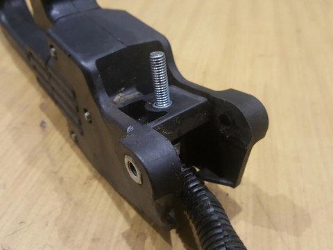 MITSUBISHI TL 201 RĄCZKA GAZU RĘKOJEŚĆ UCHWYT MITSUBISHI TL 201 RĄCZKA GAZU RĘKOJEŚĆ UCHWYT