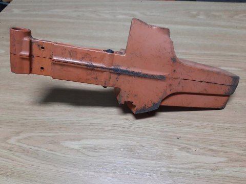 HUSQVARNA 137 142 RĄCZKA GAZU ZBIORNIK OBUDOWA HUSQVARNA 137 142 RĄCZKA GAZU ZBIORNIK OBUDOWA