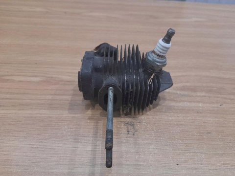 MITSUBISHI KAAZ TM 10 CYLINDER TŁOK ORYGINAŁ KPL MITSUBISHI KAAZ TM 10 CYLINDER TŁOK ORYGINAŁ KPL