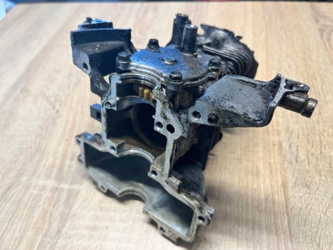 SOLO 130H CYLINDER KARTER OBUDOWA KORPUS SOLO 130H CYLINDER KARTER OBUDOWA KORPUS