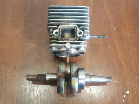 SOLO 610 VA CYLINDER TŁOK WAŁ KORBOWY KORBOWÓD KPL SOLO 610 VA CYLINDER TŁOK WAŁ KORBOWY KORBOWÓD KPL