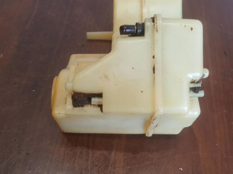 SOLO 610 VA ZBIORNIK ZBIORNICZEK PALIWA SOLO 610 VA ZBIORNIK ZBIORNICZEK PALIWA