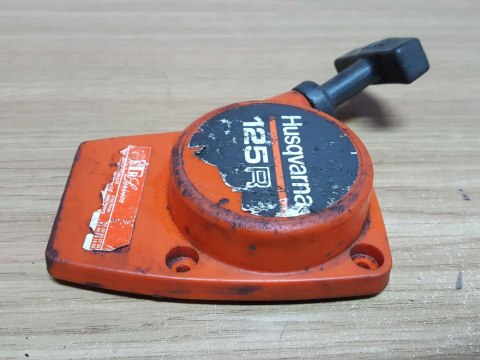 HUSQVARNA 125R SZARPAK STARTER ROZRUSZNIK OBUDOWA HUSQVARNA 125R SZARPAK STARTER ROZRUSZNIK OBUDOWA