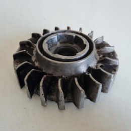 MCCULLOCH TITAN 620 MAGNETO KOŁO MAGNESOWE