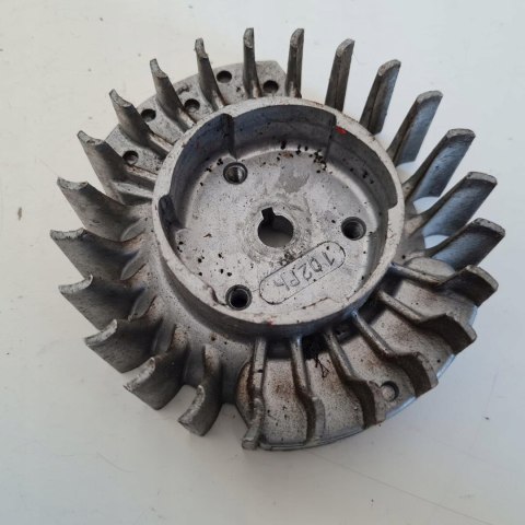 SOLO 126 MAGNETO KOŁO MAGNESOWE SOLO 126 MAGNETO KOŁO MAGNESOWE