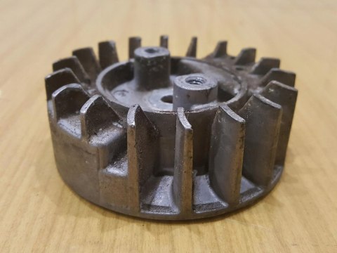 SOLO 130 MAGNETO KOŁO MAGNESOWE SOLO 130 MAGNETO KOŁO MAGNESOWE
