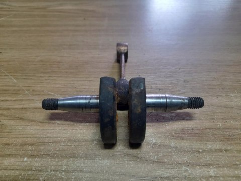 HONDA UMT 28D WAŁ KORBOWY KORBOWÓD HONDA UMT 28D WAŁ KORBOWY KORBOWÓD