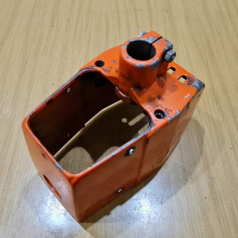 HUSKY 27 GTS OSŁONA OBUDOWA POKRYWA KORPUS HUSKY 27 GTS OSŁONA OBUDOWA POKRYWA KORPUS