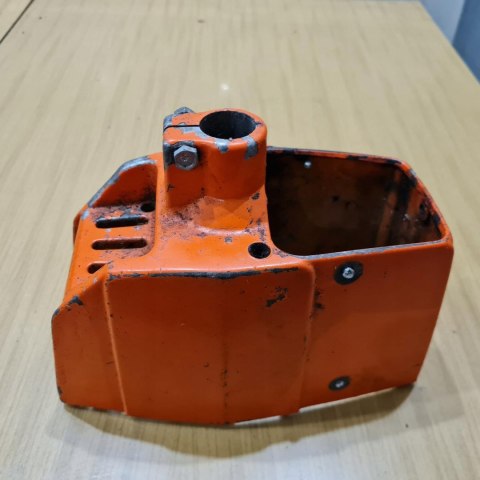 HUSKY 27 GTS OSŁONA OBUDOWA POKRYWA KORPUS HUSKY 27 GTS OSŁONA OBUDOWA POKRYWA KORPUS
