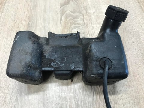 MCCULLOCH PRO MAC 3000 ZBIORNIK PALIWA BAK MCCULLOCH PRO MAC 3000 ZBIORNIK PALIWA BAK