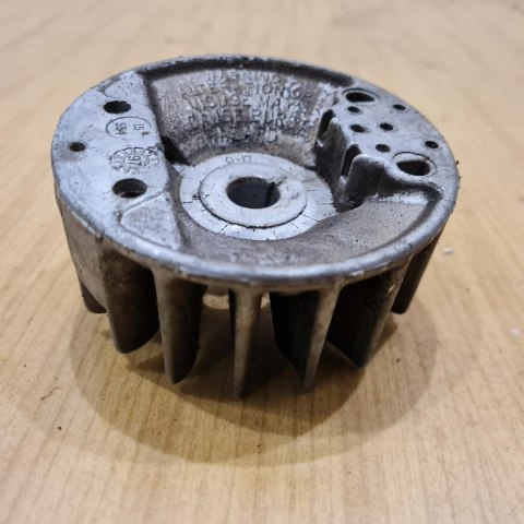 SOLO 125 MAGNETO KOŁO MAGNESOWE SOLO 125 MAGNETO KOŁO MAGNESOWE