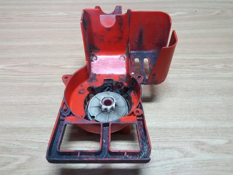 SOLO 125 SZARPAK STARTER ROZRUSZNIK OBUDOWA SOLO 125 SZARPAK STARTER ROZRUSZNIK OBUDOWA