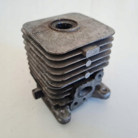 AL-KO LT 250 CYLINDER TŁOK ORYGINAŁ KOMPLET AL-KO LT 250 CYLINDER TŁOK ORYGINAŁ KOMPLET
