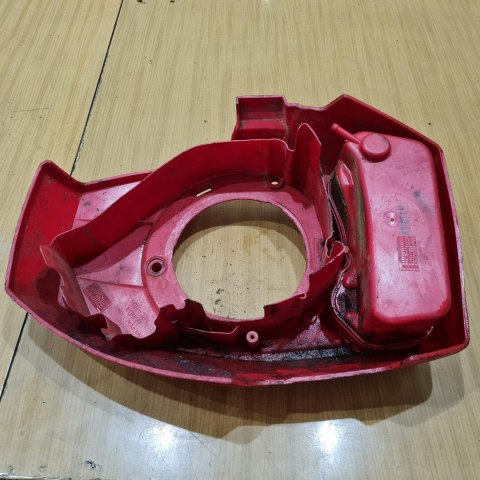 HONDA HRB 423 OSŁONA OBUDOWA POKRYWA ZBIORNIK BAK HONDA HRB 423 OSŁONA OBUDOWA POKRYWA ZBIORNIK BAK