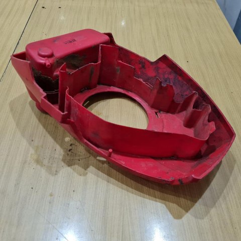 HONDA HRB 423 OSŁONA OBUDOWA POKRYWA ZBIORNIK BAK HONDA HRB 423 OSŁONA OBUDOWA POKRYWA ZBIORNIK BAK