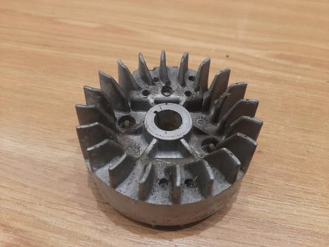 MCCULLOCH MT300X MAGNETO KOŁO MAGNESOWE MCCULLOCH MT300X MAGNETO KOŁO MAGNESOWE