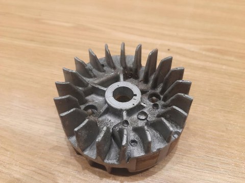 MCCULLOCH MT300X MAGNETO KOŁO MAGNESOWE MCCULLOCH MT300X MAGNETO KOŁO MAGNESOWE