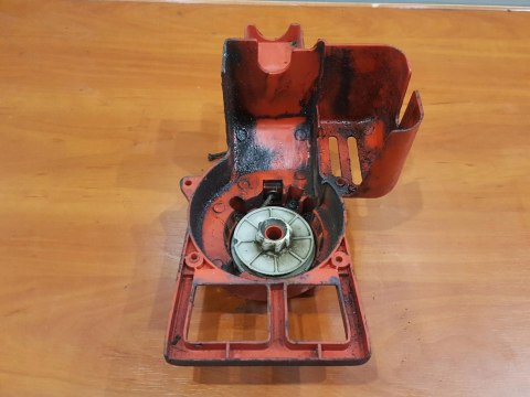 SOLO 123 SZARPAK STARTER ROZRUSZNIK OBUDOWA SOLO 123 SZARPAK STARTER ROZRUSZNIK OBUDOWA