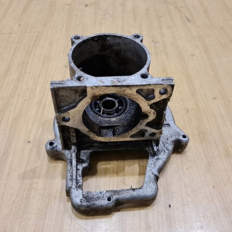 SOLO 125 KARTER OBUDOWA SILNIKA KORPUS SOLO 125 KARTER OBUDOWA SILNIKA KORPUS