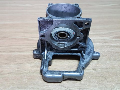 SOLO 125 KARTER OBUDOWA SILNIKA KORPUS SOLO 125 KARTER OBUDOWA SILNIKA KORPUS