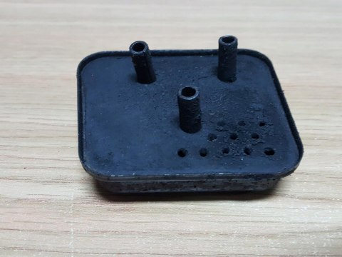 MCCULLOCH MINI MAC 833AV TŁUMIK WYDECH MCCULLOCH MINI MAC 833AV TŁUMIK WYDECH