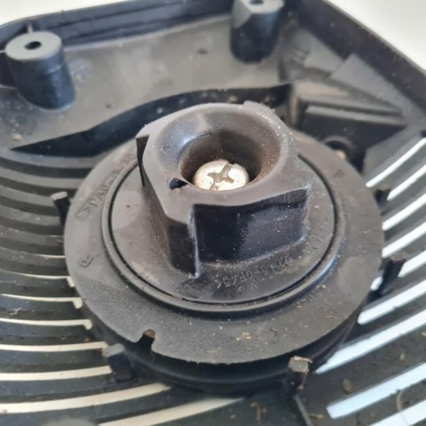 SOLO 109 SZARPAK STARTER ROZRUSZNIK OBUDOWA SOLO 109 SZARPAK STARTER ROZRUSZNIK OBUDOWA