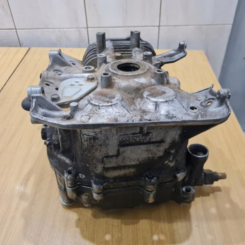 HONDA GXV 340 KARTER CYLINDER MISA MISKA OLEJU KORPUS KOMPLET HONDA GXV 340 KARTER CYLINDER MISA MISKA OLEJU KORPUS KOMPLET
