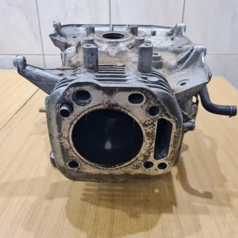 HONDA GXV 340 KARTER CYLINDER MISA MISKA OLEJU KORPUS KOMPLET HONDA GXV 340 KARTER CYLINDER MISA MISKA OLEJU KORPUS KOMPLET