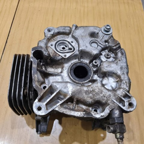 HONDA GXV 340 KARTER CYLINDER MISA MISKA OLEJU KORPUS KOMPLET HONDA GXV 340 KARTER CYLINDER MISA MISKA OLEJU KORPUS KOMPLET