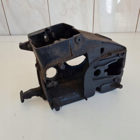 MCCULLOCH MINI MAC 833AV OSŁONA OBUDOWA KORPUS MCCULLOCH MINI MAC 833AV OSŁONA OBUDOWA KORPUS