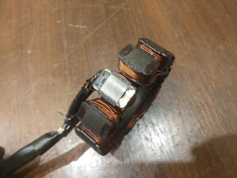 ALTERNATOR UZWOJENIE HONDA TRX 300 4X4 BIG RED ALTERNATOR UZWOJENIE HONDA TRX 300 4X4 BIG RED