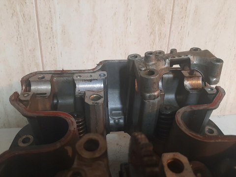 GŁOWICA CYLINDRA HONDA VF 700 MAGNA GŁOWICA CYLINDRA HONDA VF 700 MAGNA